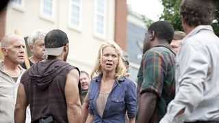 The Walking Dead saison 3 : Andrea en danger sur les nouvelles images ? (SPOILER)