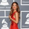 Rihanna, tout sourire aux Grammy 2013