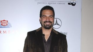 Ricardo Chavira : l'ex Carlos de Desperate Housewives adopté par Welcome To The Family