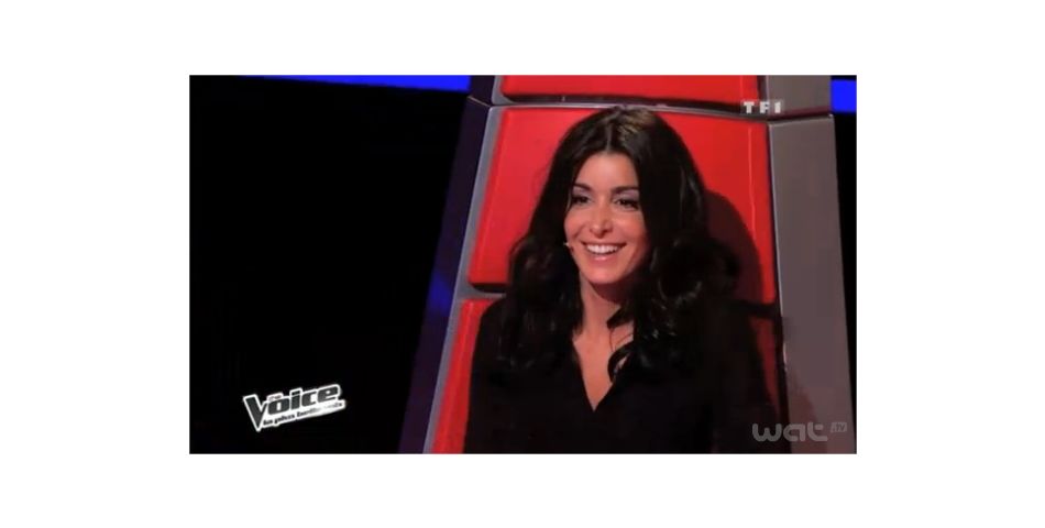 Jenifer séduite par Sarah dans The Voice 2