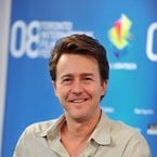 Edward Norton papa : accouchement imminent pour sa fiancée