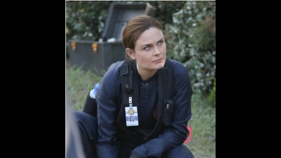 Bones saison 8 : Brennan prête à tout pour sauver Booth dans le final (SPOILER)