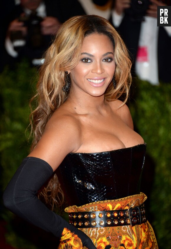Beyoncé lors du Costume Institute Benefit Gala au Metropolitan Museum à New York en 2013