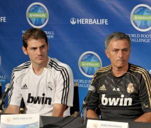José Mourinho, ici avec Iker Casillas, n'a pas que des fans à Madrid