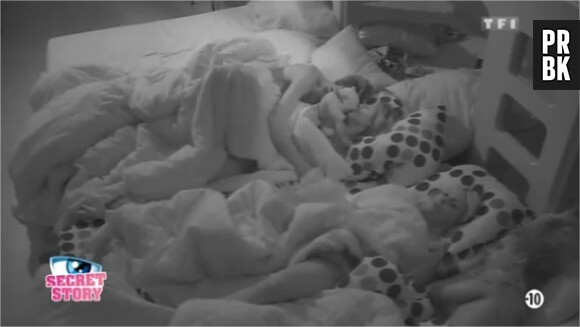 Secret Story 7 : Julien et Anaïs dans le même lit