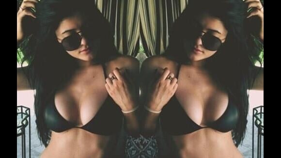 Kylie Jenner hot sur Twitter : elle poste une photo d'elle en bikini