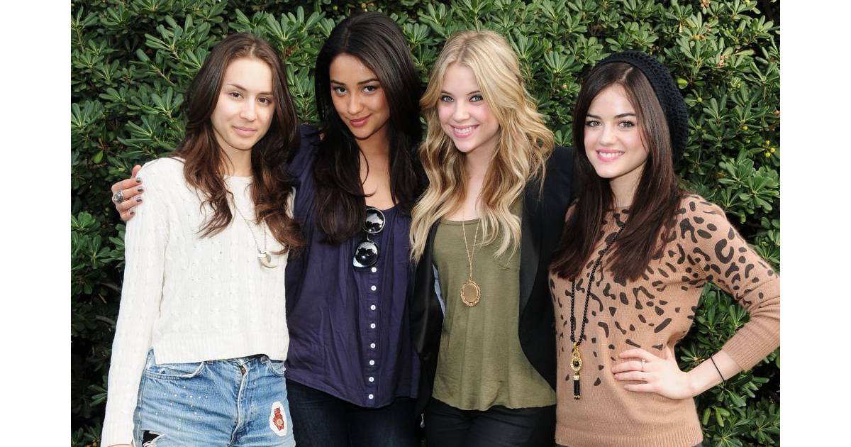 Pretty Little Liars Original Sin Date De Sortie Pretty Little Liars : pas d'animosité entre les actrices - Purebreak