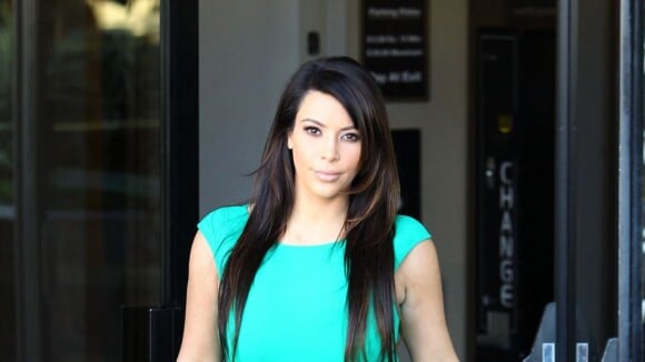 Kim Kardashian : la bimbo transformée en maman inintéressante ?