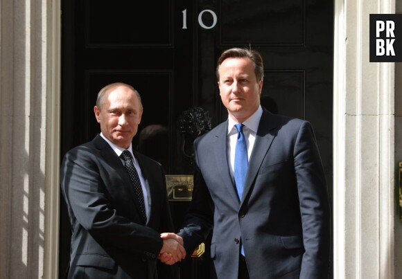David Cameron aux côtés de Vladimir Poutine au Royaume-Uni
