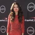 Selena Gomez : Austin Mahone affirme qu'il n'est pas en couple avec la chanteuse
