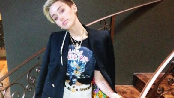 Miley Cyrus en studio : BANGERZ, le titre de son nouvel album enfin dévoilé sur Twitter