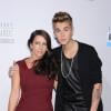 Justin Bieber et sa mère lors d'une soirée en 2013
