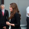 Kate Middleton visite les studios Warner le 26 avril 2013