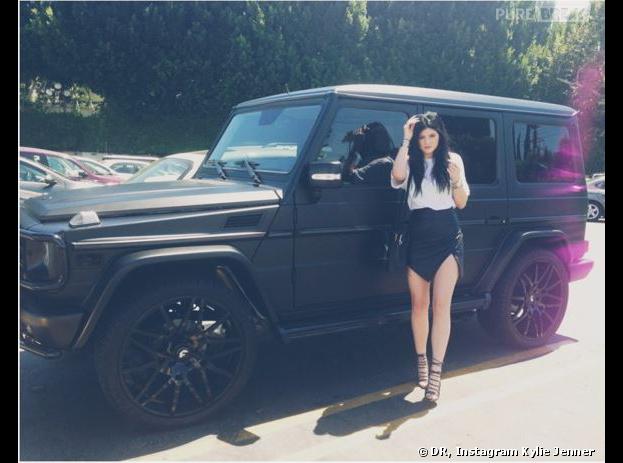 Kylie Jenner La Petite Kardashian Crashe Sa Mercedes 18 Jours Apres Son Anniversaire Purebreak