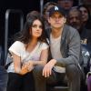 Mila Kunis et Ashton Kutcher : une bague au doigt de la belle relance la rumeur de possibles fiançailles