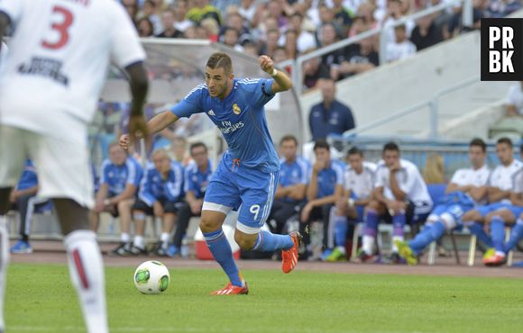 Karim Benzema : sa coupe de cheveux critiquée sur Twitter durant le match France-Géorgie du 6 septembre 2013