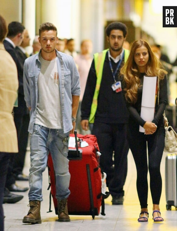 Liam Payne et Sophia Smith à l'aéroport de Nice, mercredi 11 septembre 2013