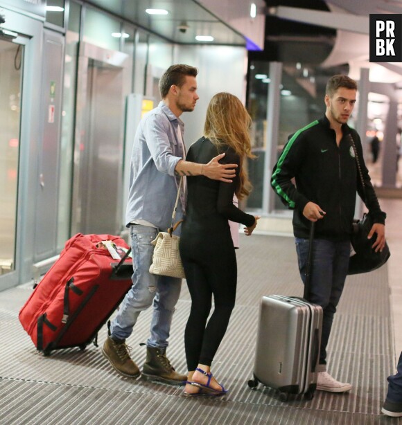 Liam Payne affectueux et protecteur avec Sophia Smith, mercredi 11 septembre 2013 à Nice