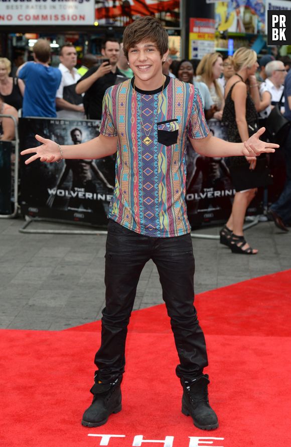 Austin Mahone : sa tournée reportée à 2014