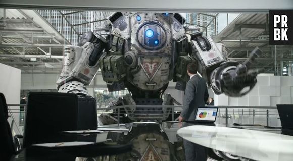 Xbox One : une publicité délirante avec des zombies, Steven Gerrard et Spock (Zachary Quinto)