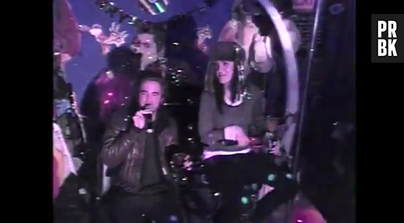Robert Pattinson et Katy Perry chantent ivres dans un karaoké
