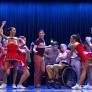 Glee saison 5, épisode 5 : ambiance festive et Adam Lambert sur les photos
