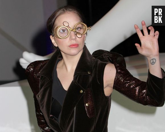 Lady Gaga : la diva extravagante fête la sortie de son album "ARTPOP" à New-York, le 10 novembre 2013