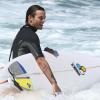 One Direction : Louis Tomlinson en pleine séance surf