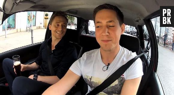 Tom Hiddleston : Loki se met au karaoké en Allemagne