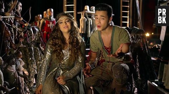 Robin des Bois - J'attendais, le clip officiel réalisé par Matt Pokora dans les coulisses de la comédie musicale