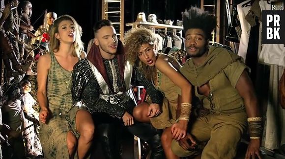 Robin des Bois - J'attendais, le clip officiel réalisé par Matt Pokora dans les coulisses de la comédie musicale