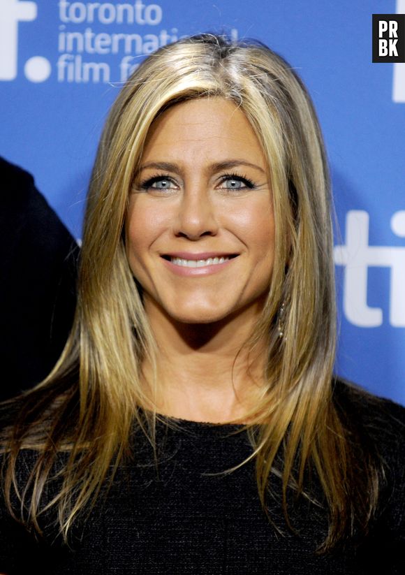 Jennifer Aniston a passé Thanksgiving avec le chanteur Ed Sheeran