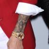 Justin Bieber : en costume rouge pour l'avant-première du film Believe à Los Angeles, le 18 décembre 2013