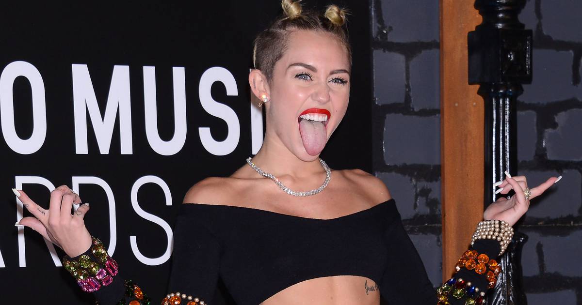 Miley Cyrus dévoile un nouvel extrait de son clip façon sextape