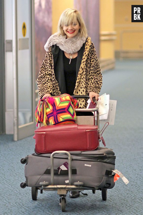 Rita Ora débarque à Vancouver pour le tournage de Fifty Shades of Grey, le 15 janvier 2014
