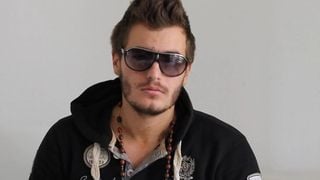 Dorian Rossini : son tatouage au sexe "dégoûte" Martika (Le Bachelor 2014)