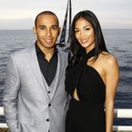 Nicole Scherzinger et Lewis Hamilton fiancés ? La photo qui sème le doute
