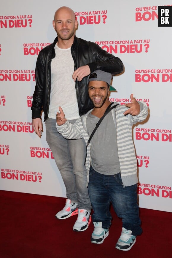 Franck Gastambide et Anouar Toubali à l'avant-première de Qu'est-ce qu'on a fait au bon Dieu ?, un film réalisé par Philippe de Chauveron au cinéma le 16 avril 2014