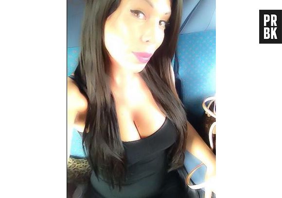 Kim (Les Marseillais à Rio) : selfie sexy et décolleté XXL