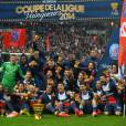  PSG : les joueurs f&ecirc;tent la victoire en finale de la Coupe de la Ligue, le 19 avril 2014 au Stade de France 