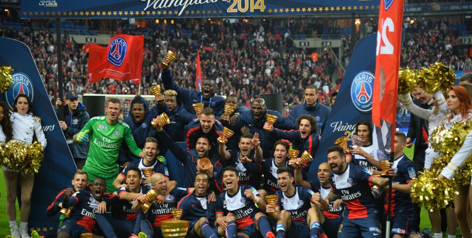  PSG : les joueurs f&amp;ecirc;tent la victoire en finale de la Coupe de la Ligue, le 19 avril 2014 au Stade de France 