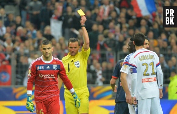 Lyon : Anthony Lopes averti en finale de la Coupe de la Ligue, le 19 avril 2014 au Stade de France
