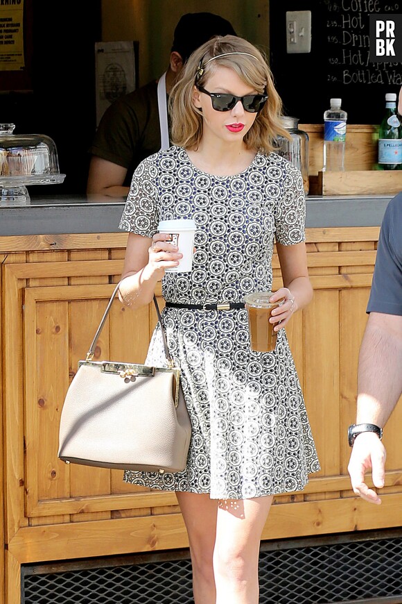 Taylor Swift profite du soleil à New York, le 9 avril 2014
