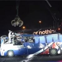 Equipe de France : le bus des Bleus à Knysna détruit symboliquement par Adidas