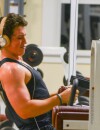Divergente 2 : Miles Teller travaille ses muscles à la salle de gym le 4 juin 2014
