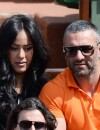 Amel Bent complice avec son chéri dans les tribunes de Roland Garros, le 5 juin 2014