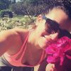 Lea Michele profite de ses vacances à Hawaï pour bronzer et s'amuser