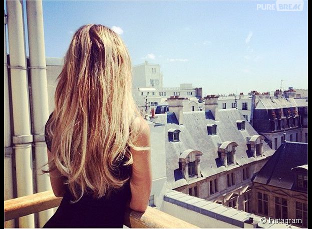 Nabilla Benattia : un nouveau cliché d'elle chez le coiffeur sur Instagram