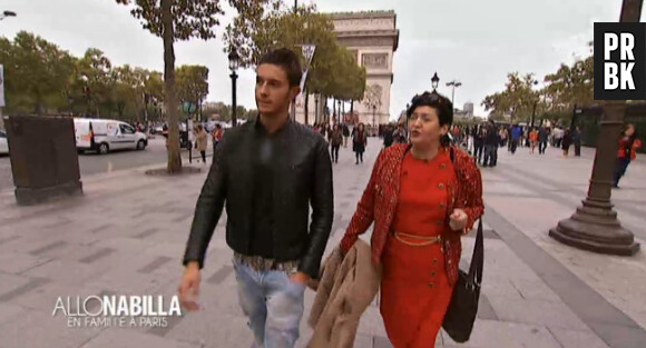 Allo Nabilla : Tarek Benattia Benattia avec Mémé Livia dans Paris