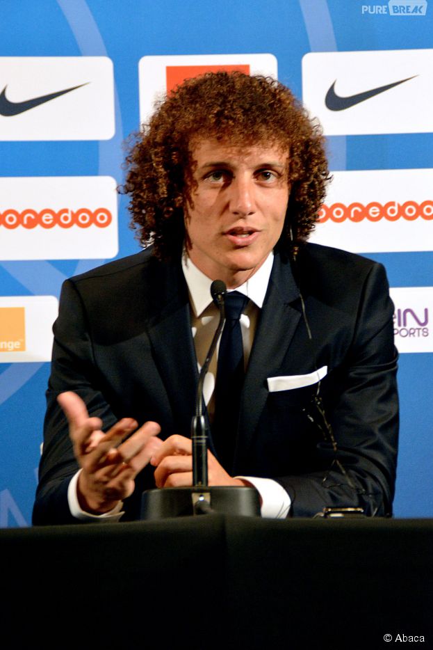 David Luiz en conf&eacute;rence de presse &agrave; Paris, le 7 ao&ucirc;t 2014